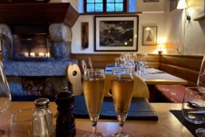 Kurhaus Restaurant Arolla &ndash; Jardin & Terrasse Panoramique