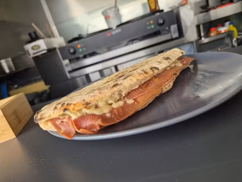 La Baraqu&rsquo;&agrave; Cr&ecirc;pes &ndash; Food Truck