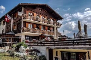 LA CAMBUSE &ndash; H&ocirc;tel Restaurant