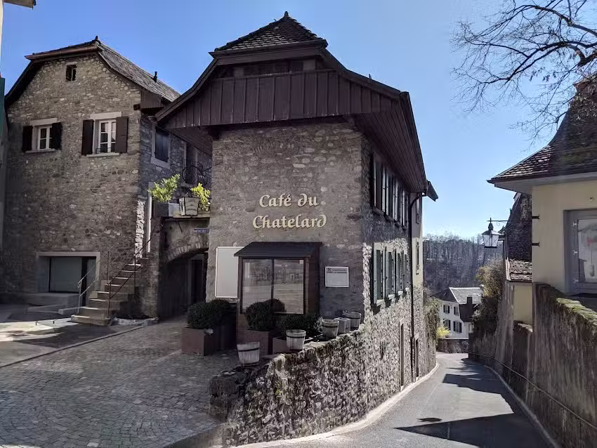 La Pinte du Ch&acirc;telard