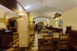 la Taverne Neuch&acirc;teloise