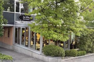 La Vita Restaurant