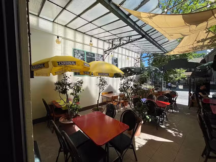 Le Bistro Petit Saconnex