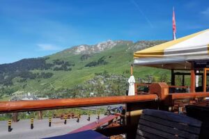 Le Carrefour Restaurant