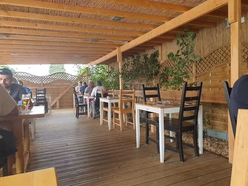 Le Cheval Blanc Chez Paco