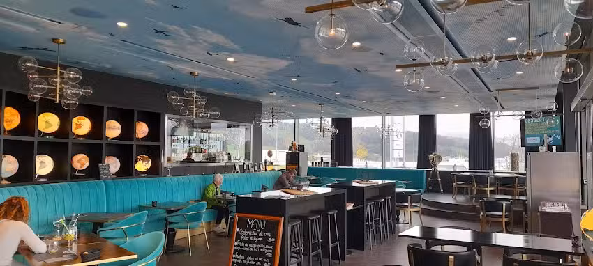 Le globe bar restaurant