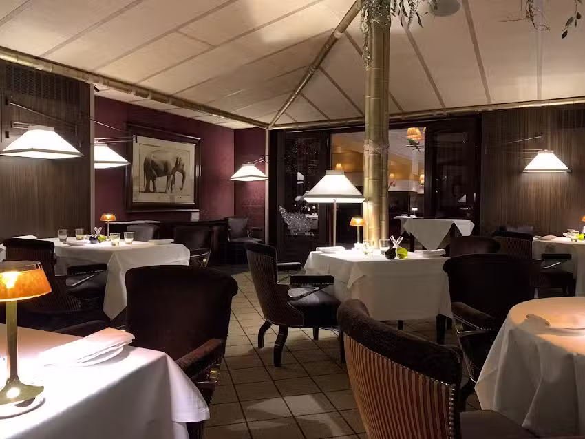 Le Loti Restaurant & Bar