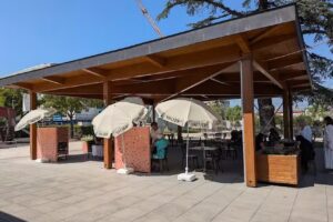 Le Ravy, Caf&eacute;-Restaurant