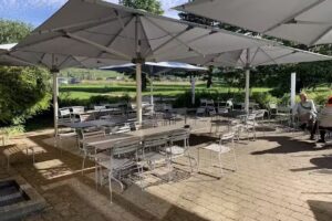 March&eacute; Caf&eacute;bar La C&ocirc;te Jura