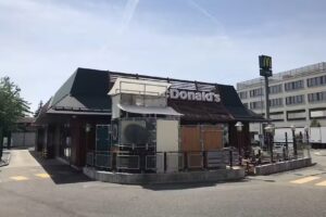 McDonald&rsquo;s Restaurant