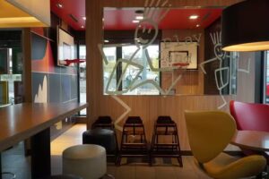 McDonald&rsquo;s Restaurant