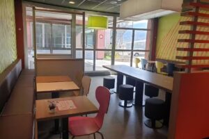 McDonald&rsquo;s Restaurant