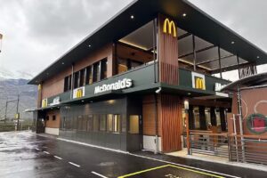 McDonald&rsquo;s Restaurant