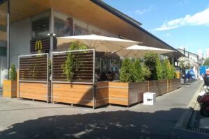 McDonald&rsquo;s Restaurant