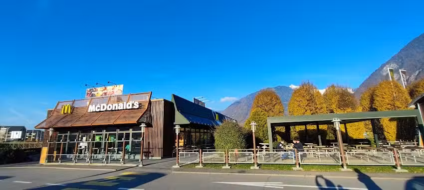 McDonald&rsquo;s Restaurant