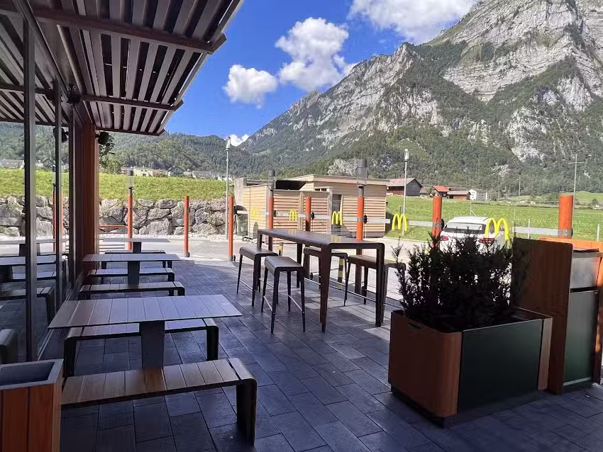 McDonald&rsquo;s Restaurant