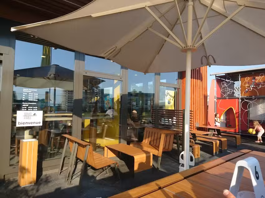 McDonald&rsquo;s Restaurant Cheseaux