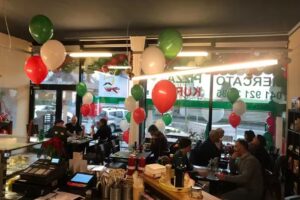 Mercato Pizza Kurier, Delikatessen + Takeout