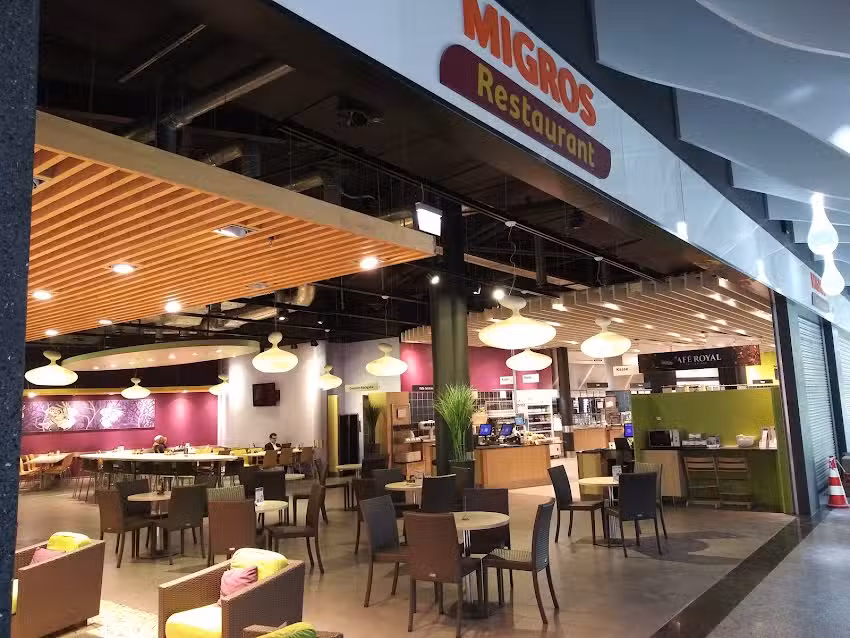 Migros Restaurant &ndash; Basel &ndash; St&uuml;cki