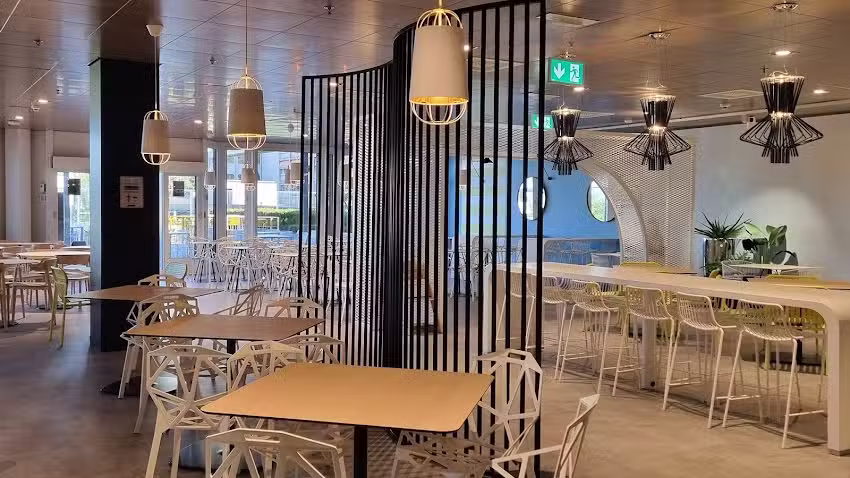 Migros Restaurant &ndash; Lausanne &ndash; M&eacute;tropole