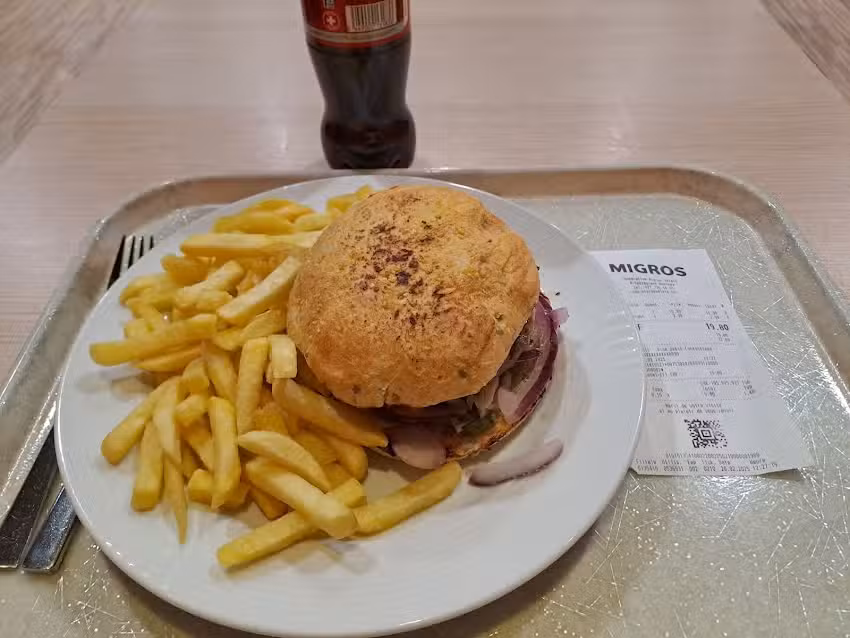 Migros Restaurant &ndash; Monthey &ndash; M Central