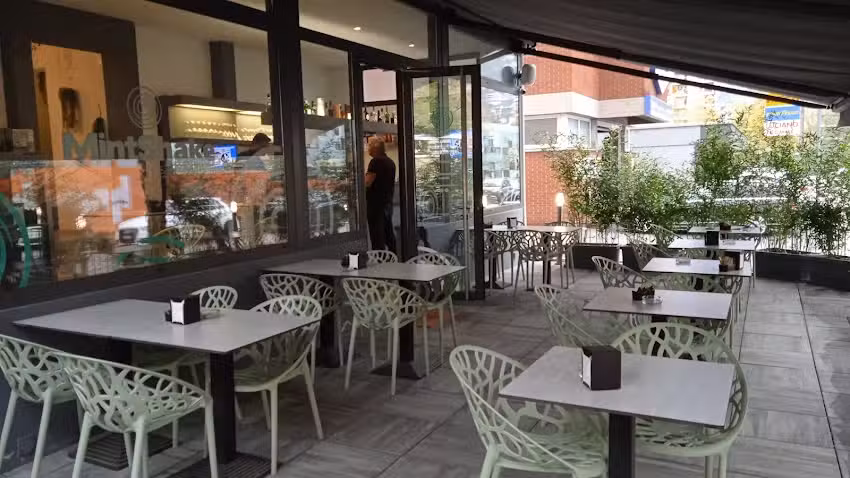 MintShake Caf&eacute;