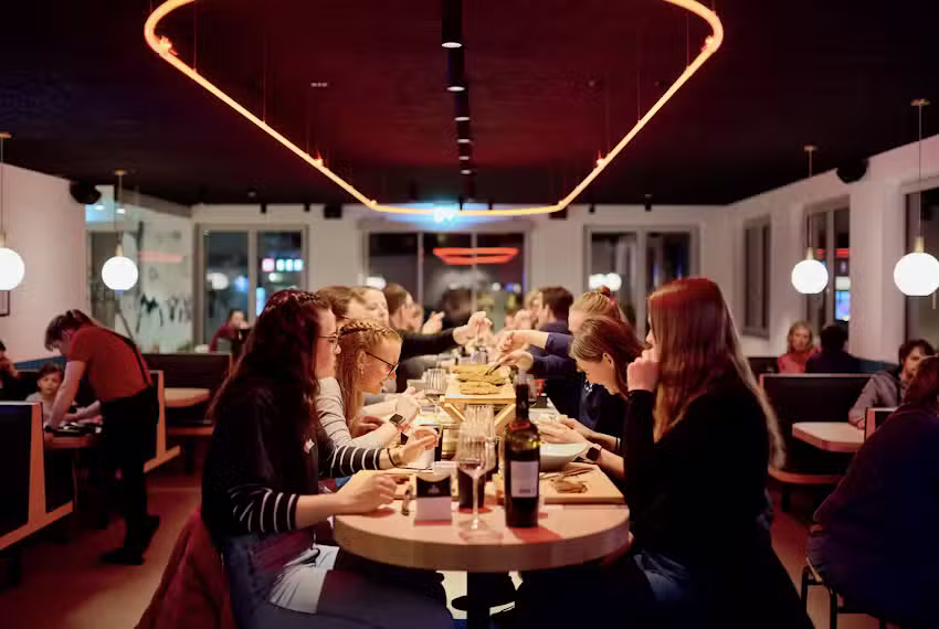 MISTER CORDON Mall of Switzerland