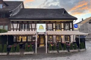 مطعم عراقي عربي كوردي Mama&rsquo;s Grillhaus