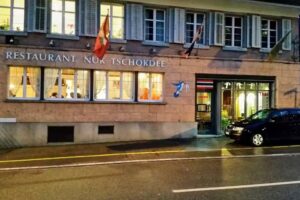 Nuk Tschokdee Thai Restaurant