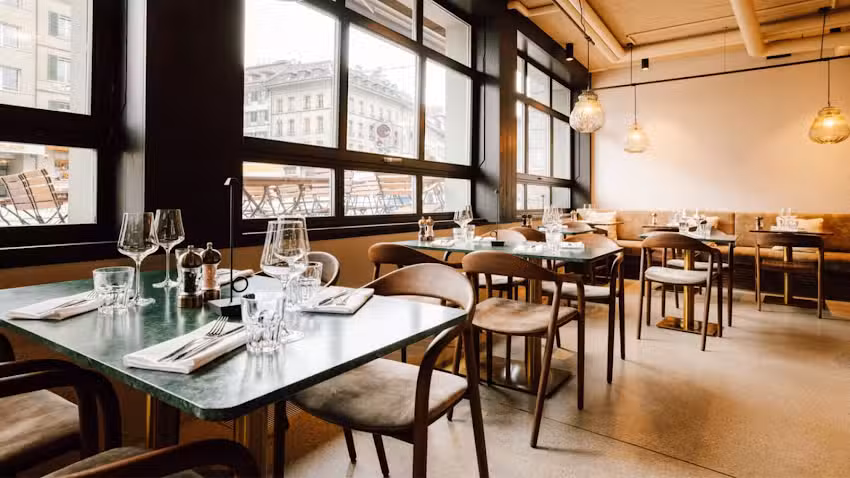 Oliv Restaurant & Bar