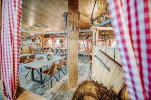 Panoramarestaurant Rinderh&uuml;tte