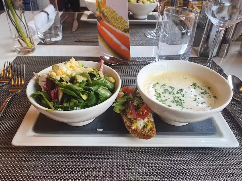 PERRON NORD &ndash; Restaurant Apart