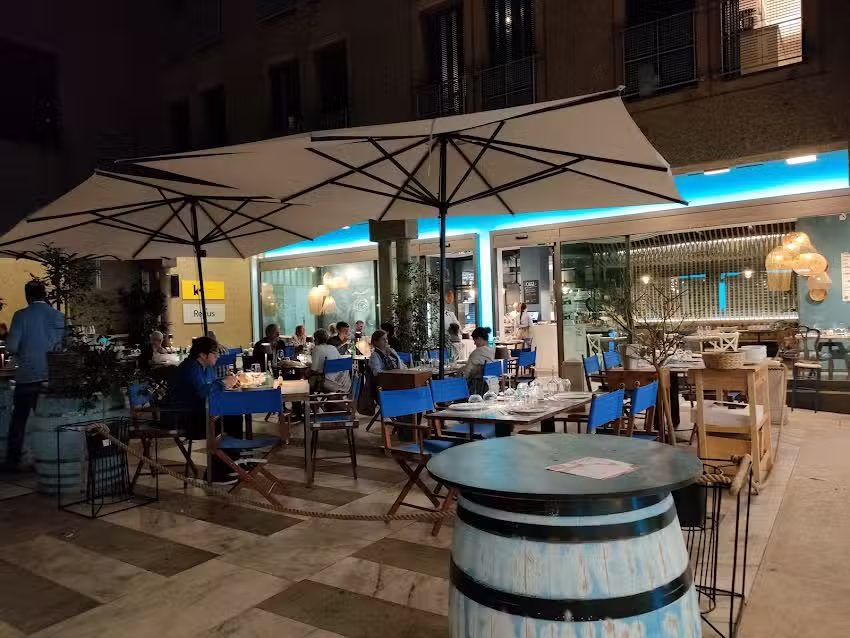 Pesce Pazzo pescheria con cucina