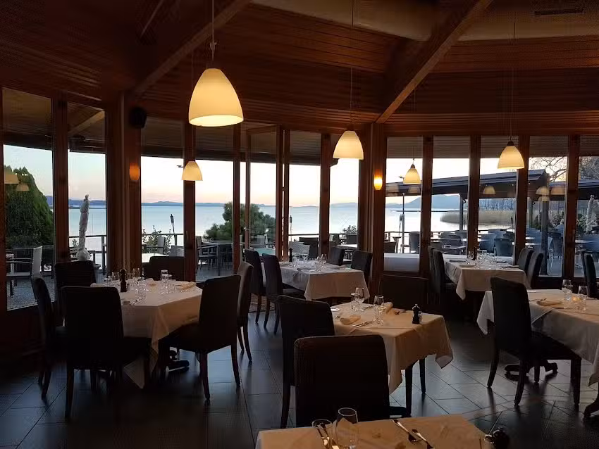 Restaurant-Auberge de la T&egrave;ne
