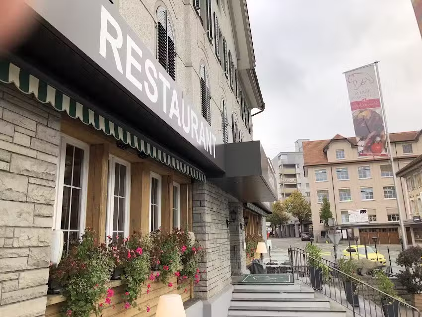 Restaurant B&auml;ren