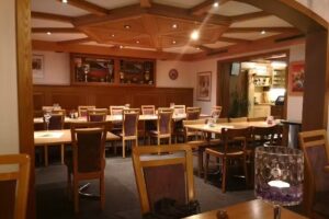 Restaurant B&auml;ren Sch&auml;nis