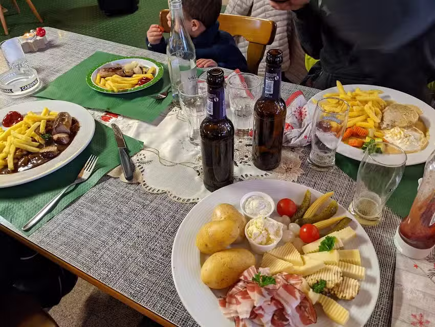 Restaurant B&auml;s&auml;beiz