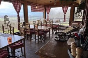 Restaurant Cabane du T&eacute;l&eacute;ski de Montvoie