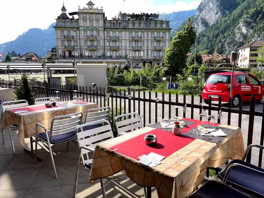 Restaurant Caf&eacute; Gleis 3 &ndash; Swiss Cuisine