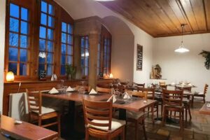 Restaurant Ch&acirc;teau de Domont, Henri Fab&egrave;res