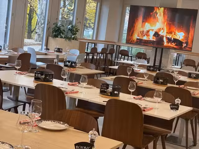 Restaurant C&ocirc;t&eacute; jardin Petit- Lancy