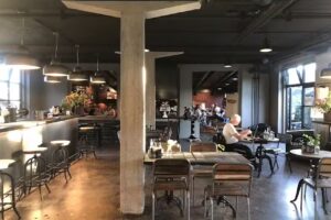 Restaurant Garage Cafe Bar