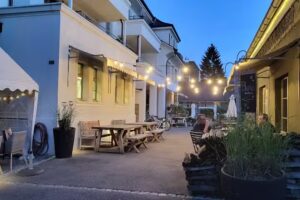 Restaurant Gartenstadt mit Pavillon