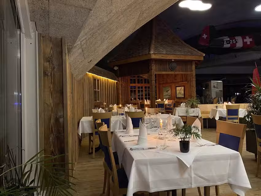 Restaurant &ndash; Holding &ndash; Fl&uuml;gerst&uuml;bli &ndash; D&uuml;bendorf &ndash; Milit&auml;rflugplatz