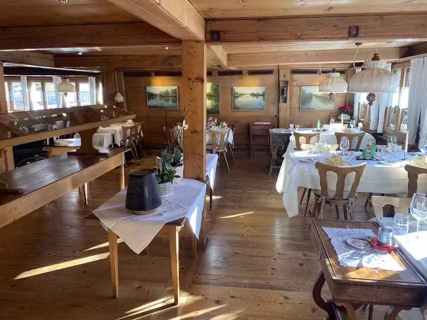 Restaurant H&uuml;sy Galerie