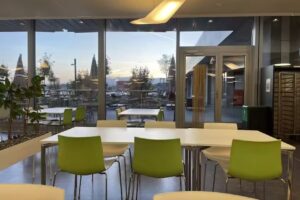 Restaurant La Poste Montbrillant