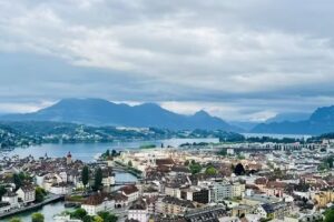 Restaurant Lumi&egrave;res