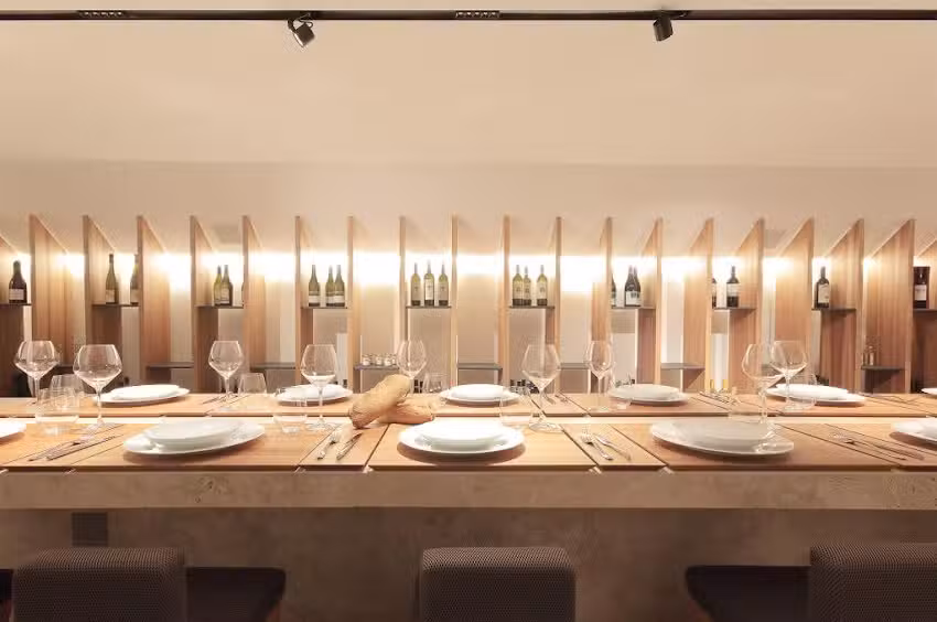 Restaurant MONNA ISA