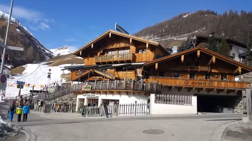 Restaurant Pizzeria Bar Almrausch