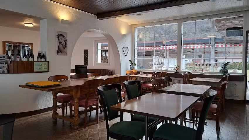 Restaurant Pizzeria Simplon Blick
